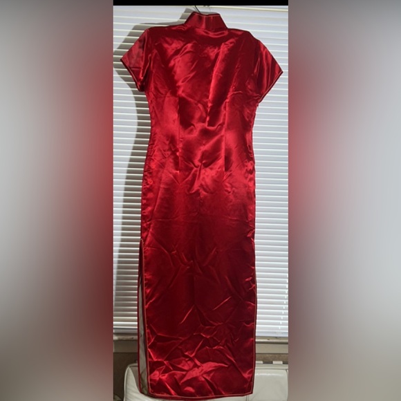 Yan’s Collection Red and Gold Phoenix and Falcon Chinese Dress.  Like new. - Picture 2 of 14